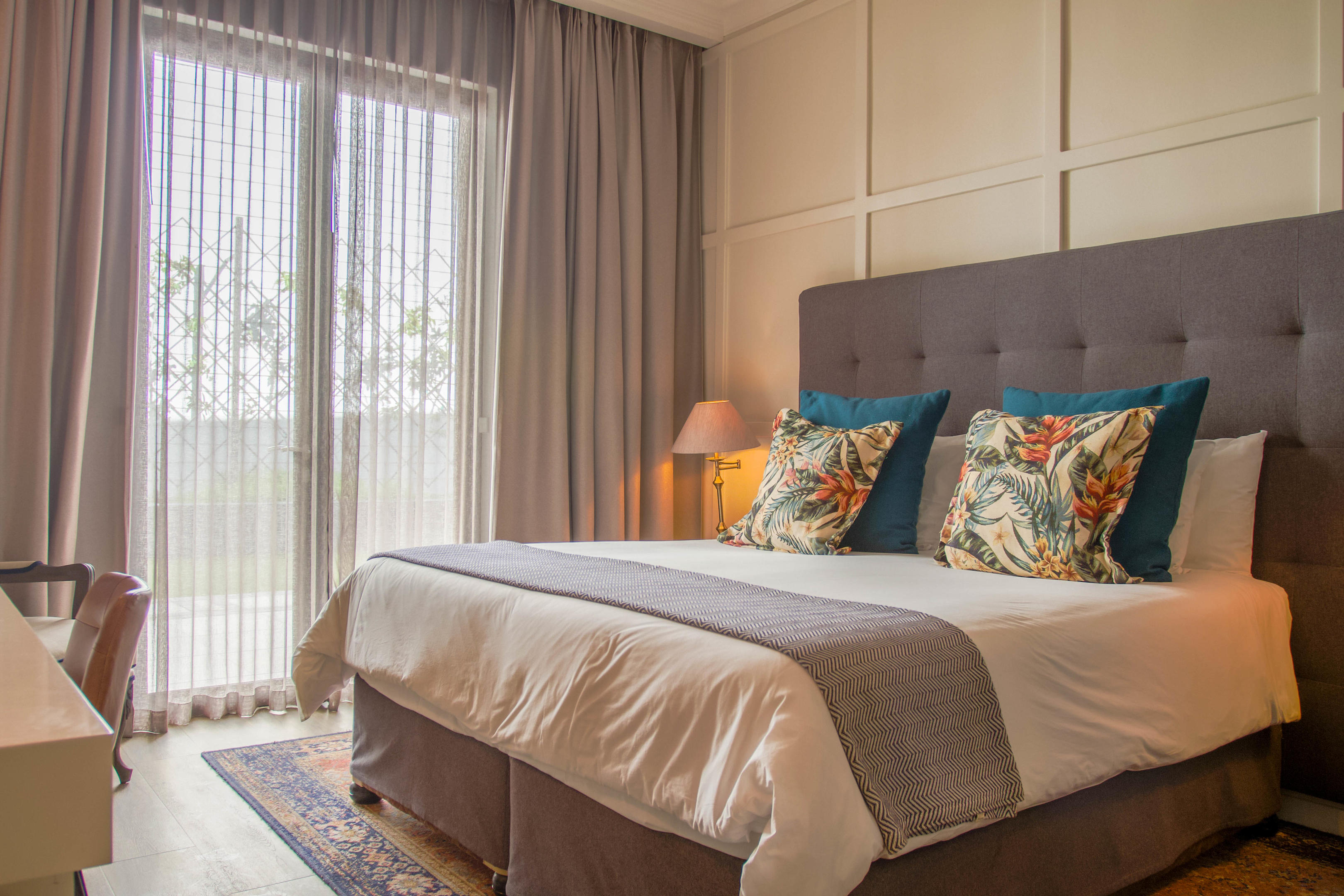 The Weinberg thumbnail 1